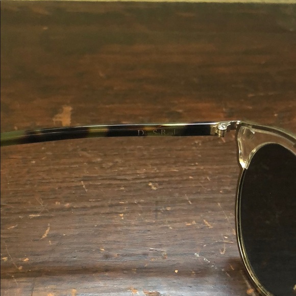 Sunglasses - Picture 3 of 4